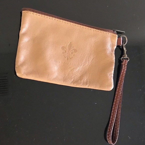 Borgonicchio Italian Leather Clutch - Picture 2 of 3